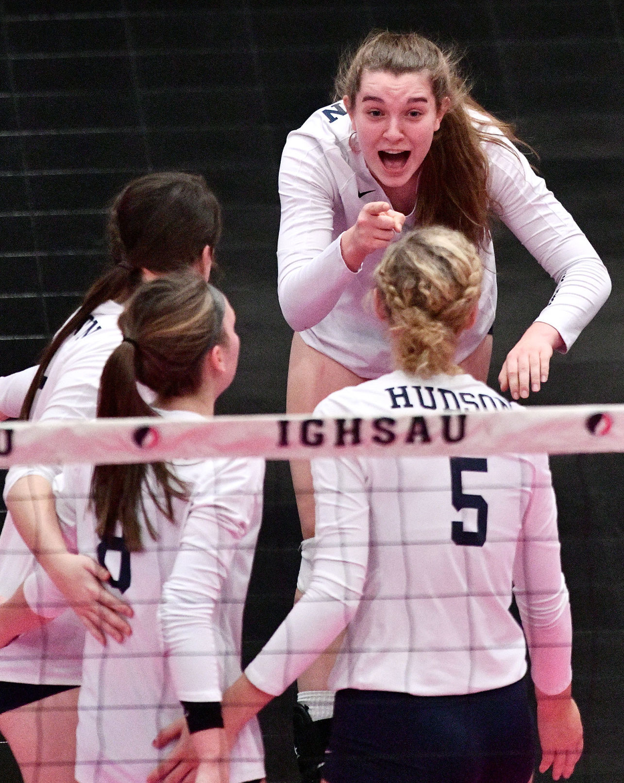 Western Christian vs Hudson state volleyball